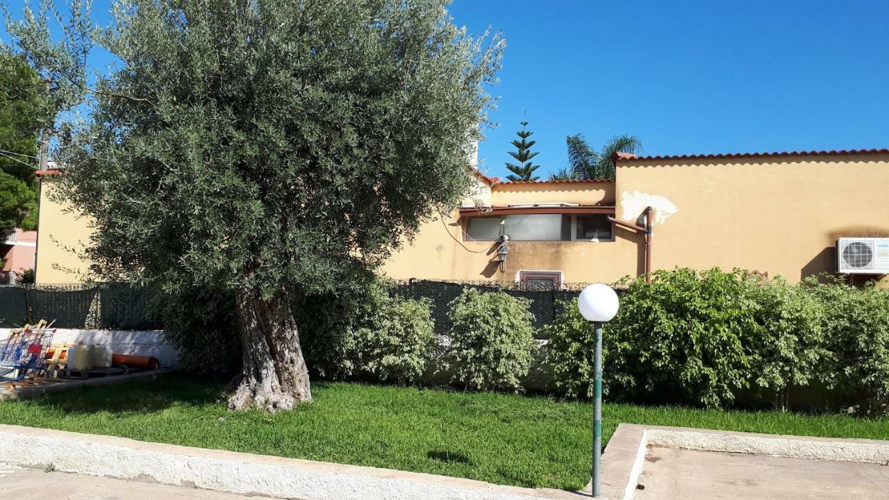 Altomare Augusta Exterior photo