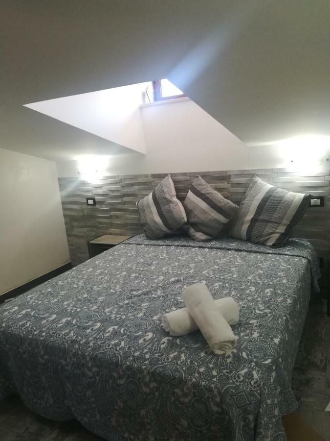 Altomare Augusta Room photo